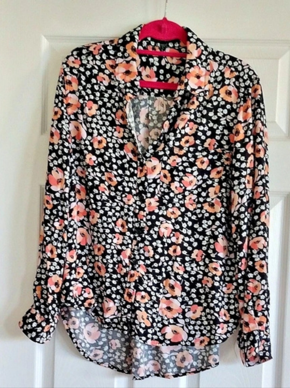 Velvet Heart Black Button Down Shirt Blouse Floral Pink Orange Pattern